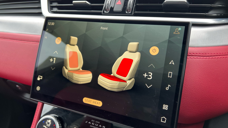 Jaguar F-Pace 2.0 D200 R-Dynamic Black 5dr Auto AWD Diesel Estate